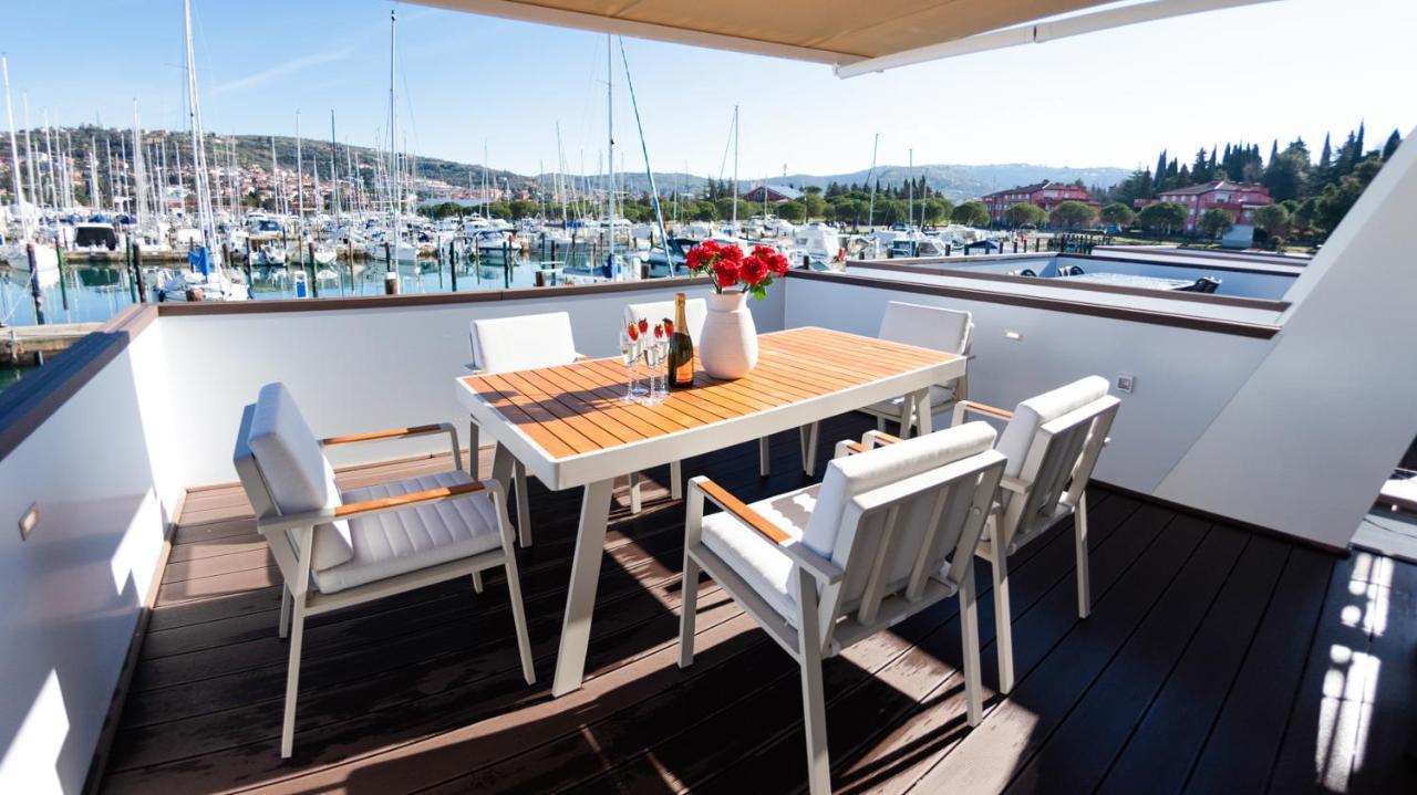 Villa Adria Portoroz Luxury Houseboat Extérieur photo